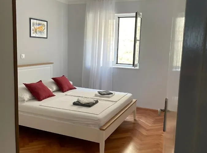 Mihaela Apartament *